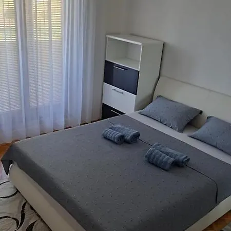 Greta Apartment