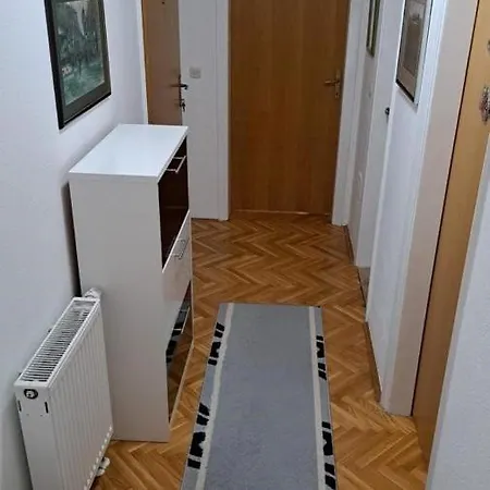 Apartment Greta *